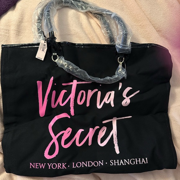 Victoria's Secret Handbags - Victoria's Secret Black and Pink Tote Bag nwt